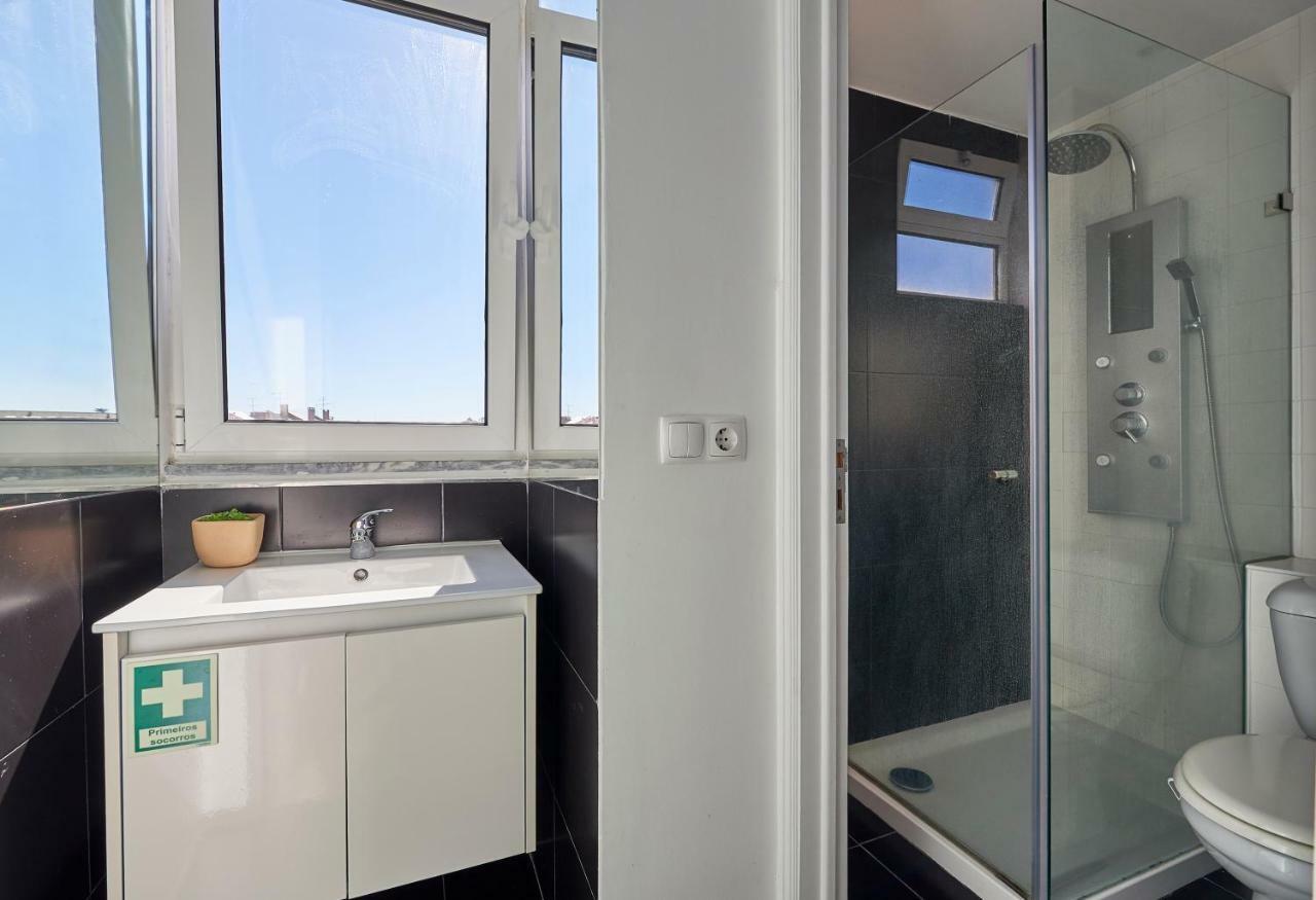 Charming Apartment Em Belem-Books And Canvas Lisboa Ngoại thất bức ảnh